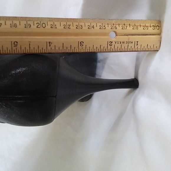 Calvin Klein Hannah Blk Leather Wrap-around Tie Flared Top Heeled Booties - Picture 13 of 16